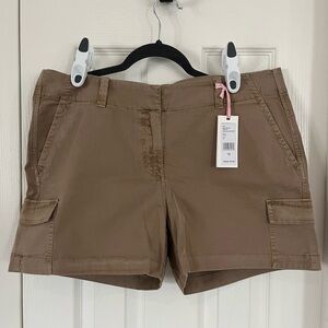 Women's Vineyard Vines Tan Cargo Shorts - Brand New With Tags!